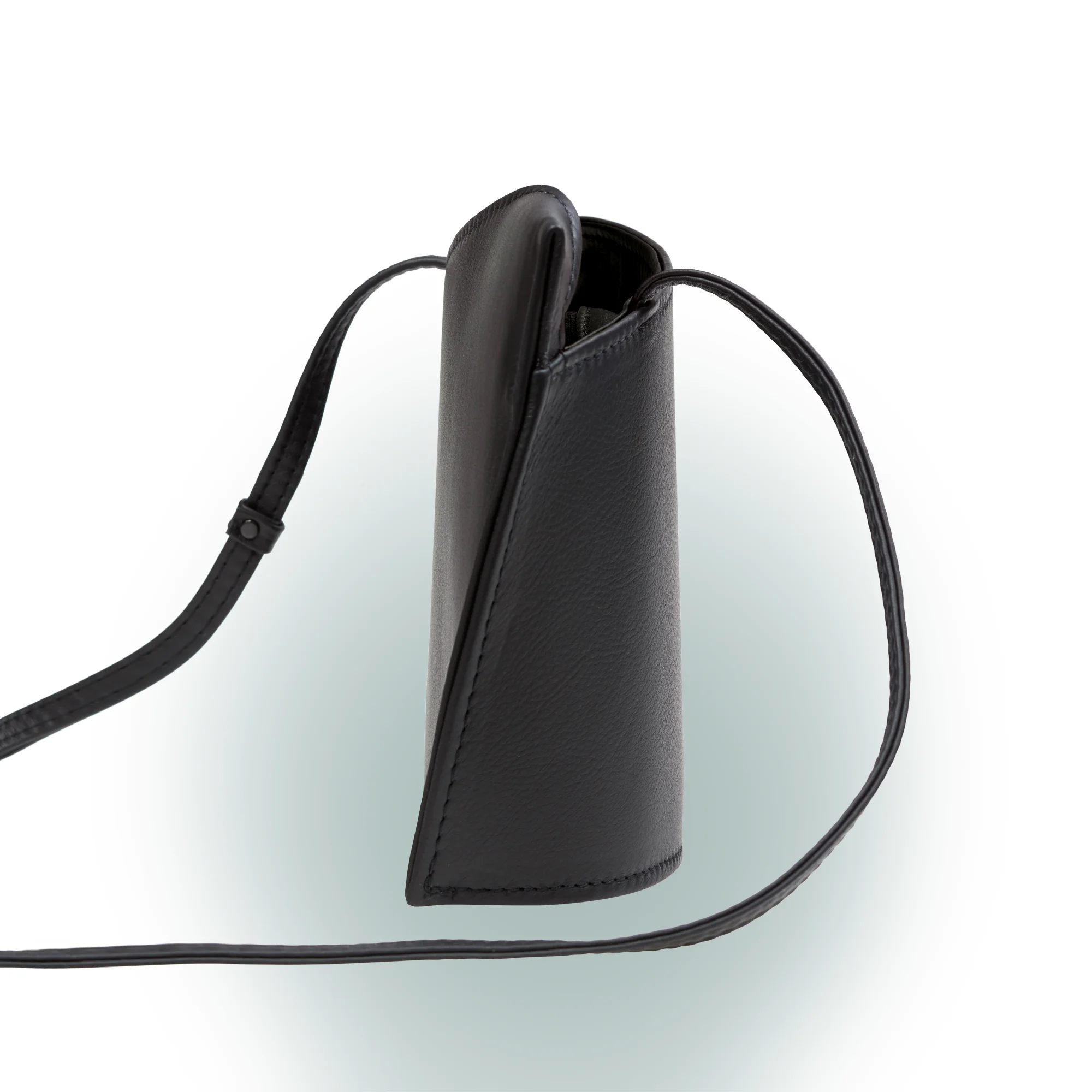 Olbrish Handtasche Wave, Nappaleder Schwarz, Größe S, Seitenansicht