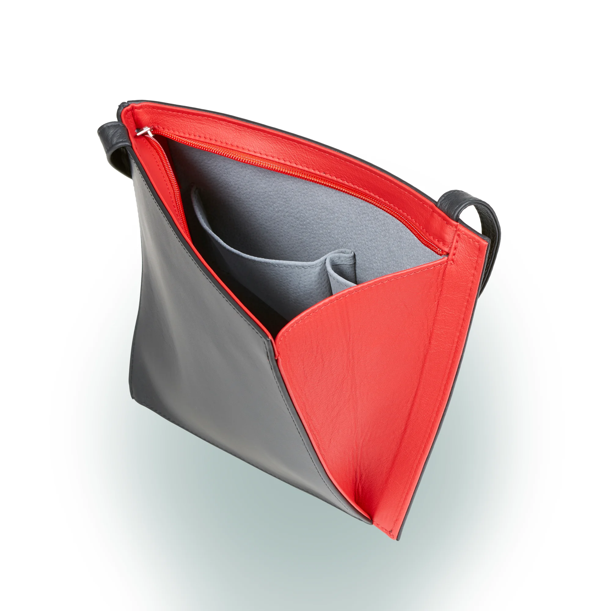 Olbrish Handtasche Vela, Nappaleder Schwarz-Rot, Größe M, Innenleben
