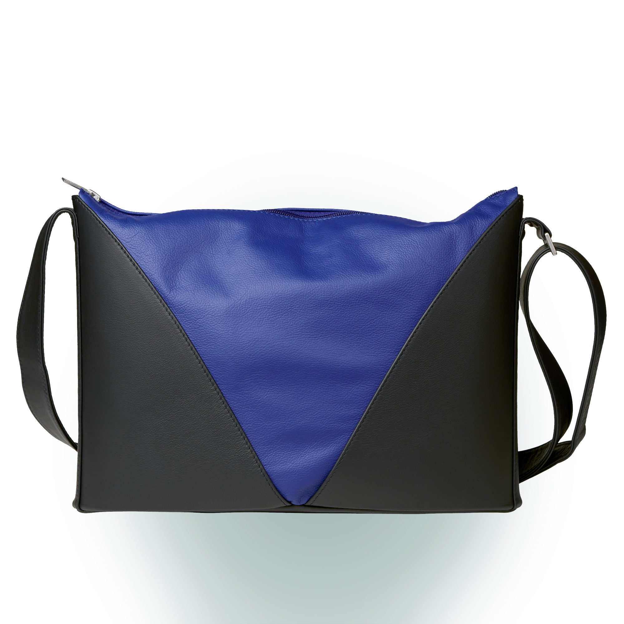 Olbrish Handtasche Akkordeon, Nappaleder Schwarz-Royalblau, Ansicht bei ausgestopfter Tasche